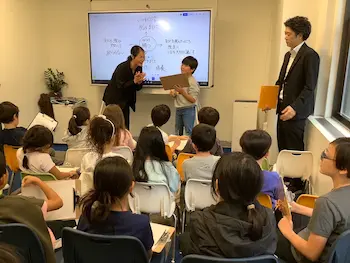 A lecture at Alto Japanese Language Supplementary School in Manhattan, NY.